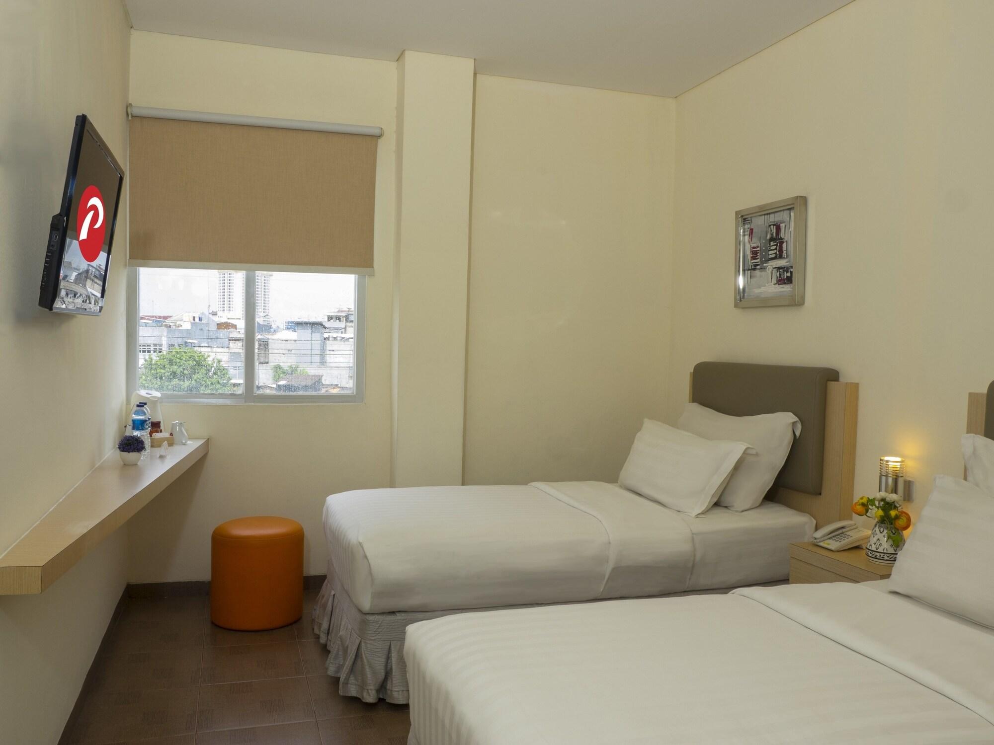 D'Primahotel Itc Mangga Dua Jacarta Exterior foto