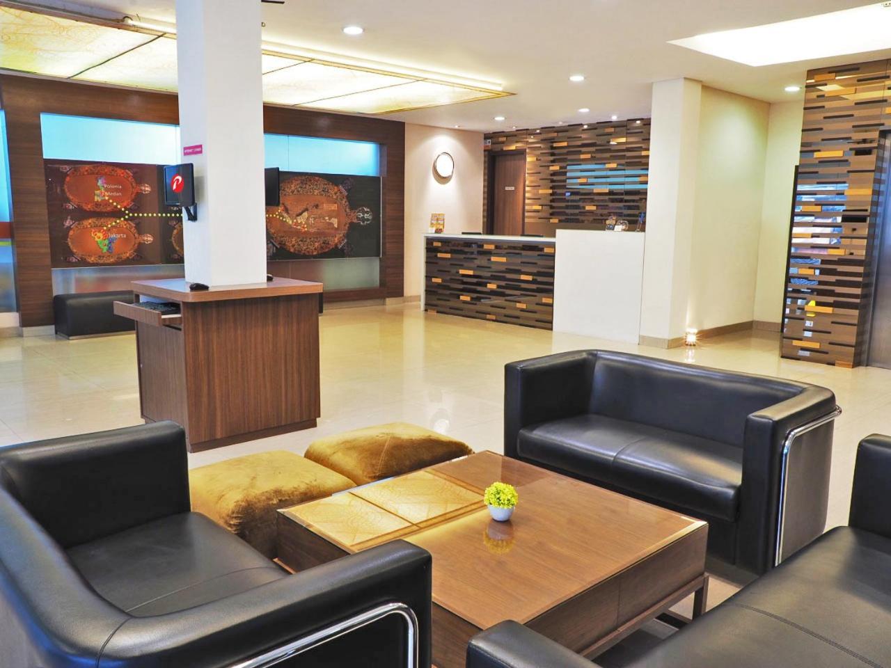 D'Primahotel Itc Mangga Dua Jacarta Exterior foto